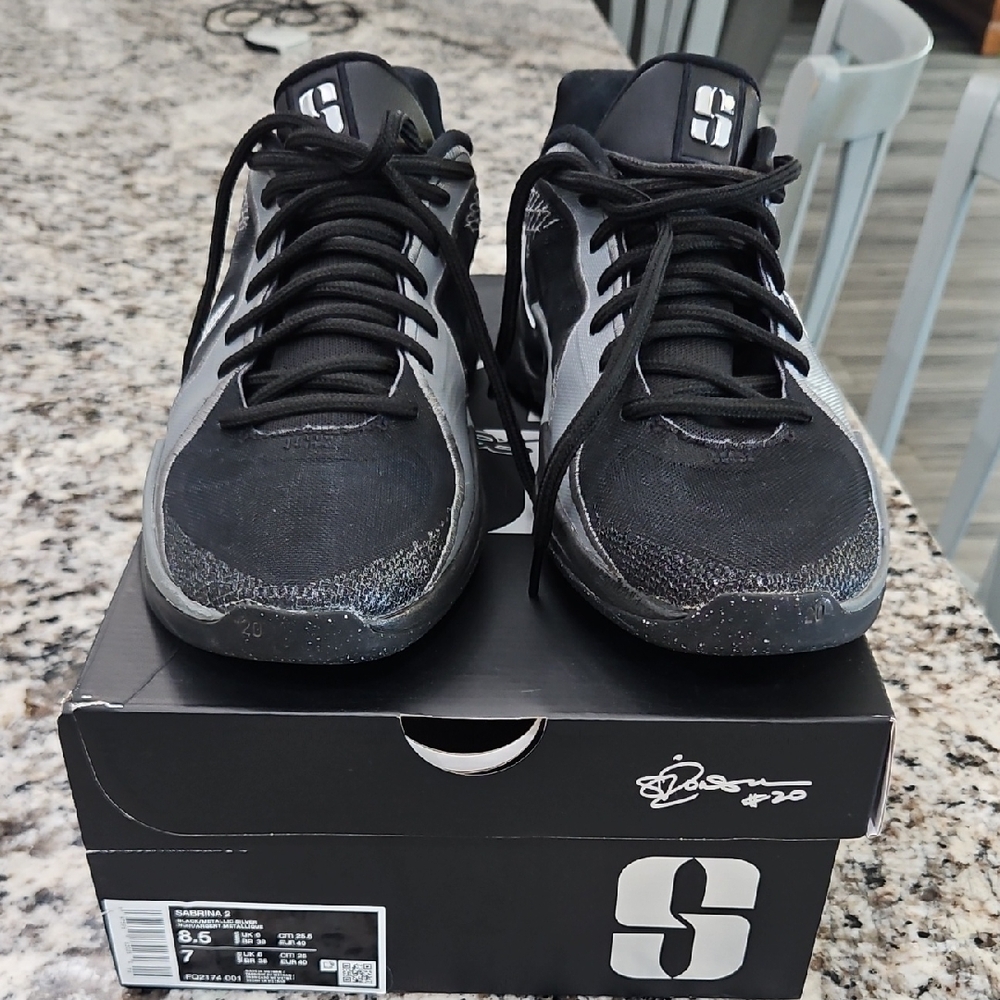 Nike SABRINA 2